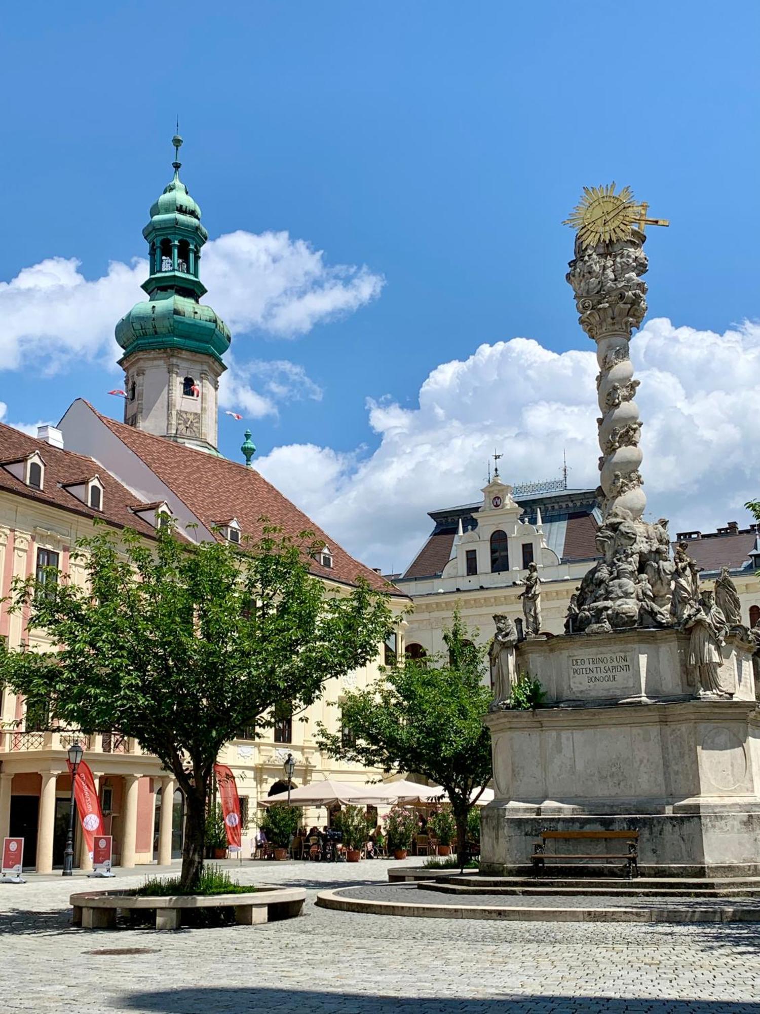 Sicomoro Casa Sopron Exteriör bild